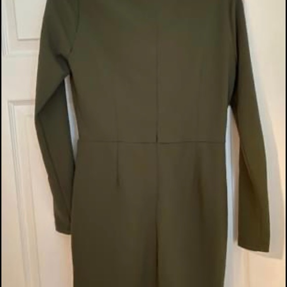 Dress - Picture 2 of 3